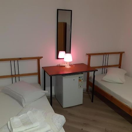 Carol 51 Hostel Βουκουρέστι Εξωτερικό φωτογραφία