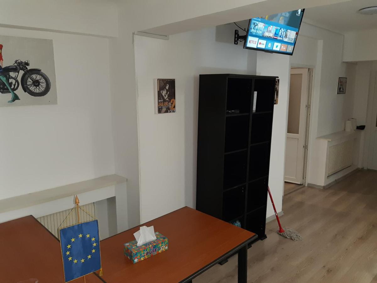 Carol 51 Hostel Βουκουρέστι Εξωτερικό φωτογραφία