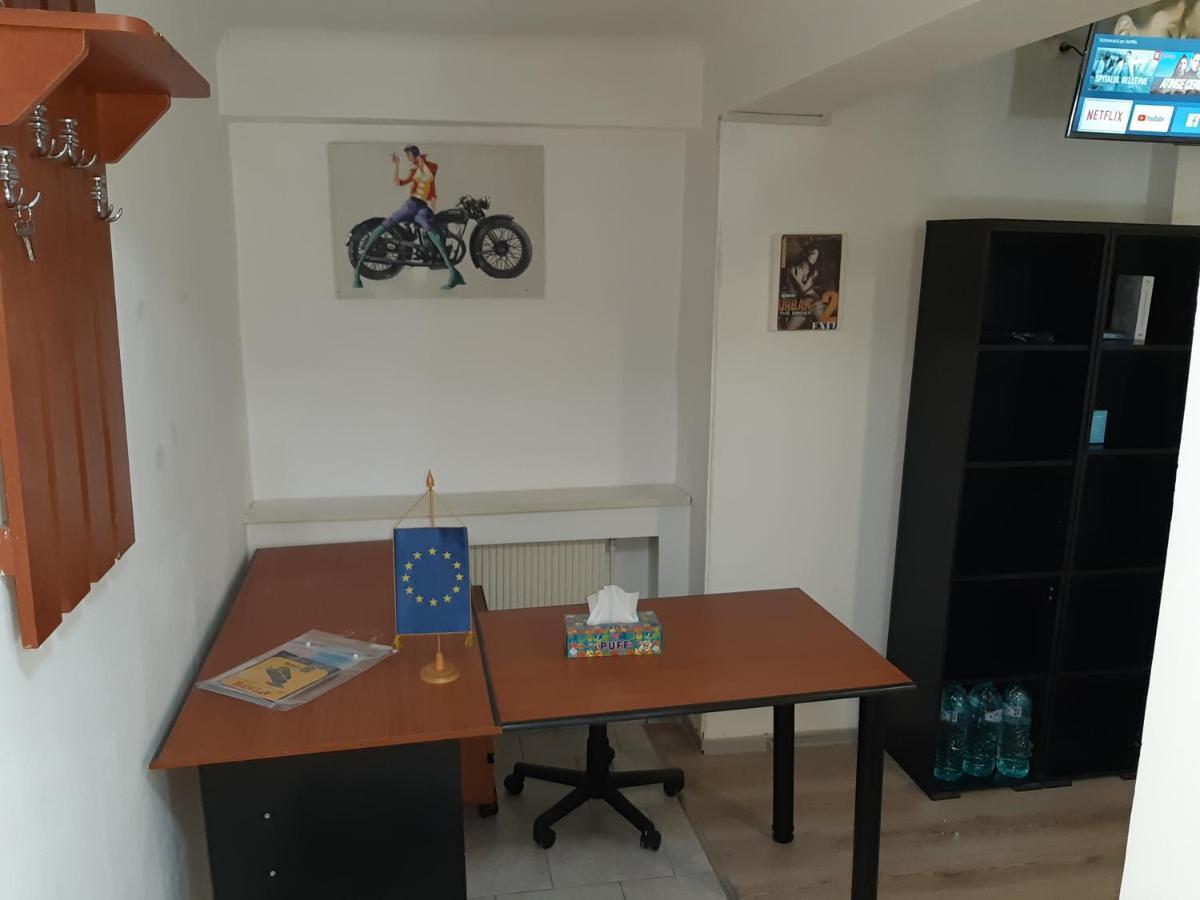 Carol 51 Hostel Βουκουρέστι Εξωτερικό φωτογραφία