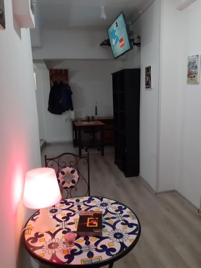 Carol 51 Hostel Βουκουρέστι Εξωτερικό φωτογραφία